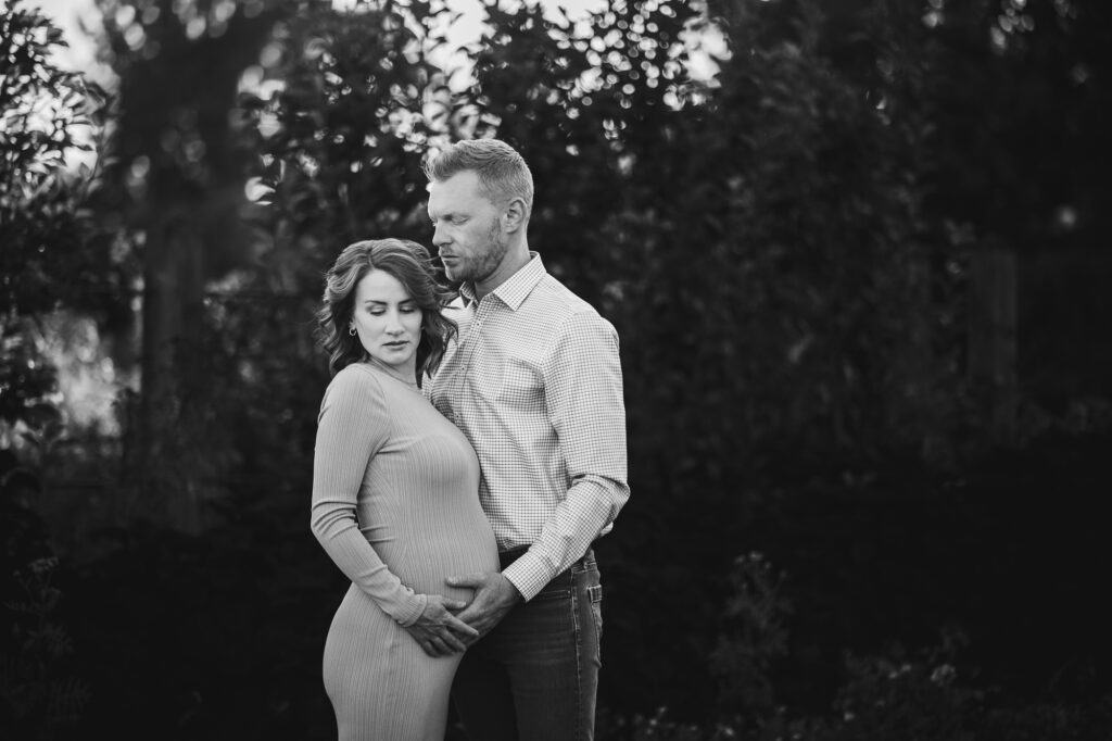 A black and white maternity photo captured by Lexington KY Maternity Photographer.